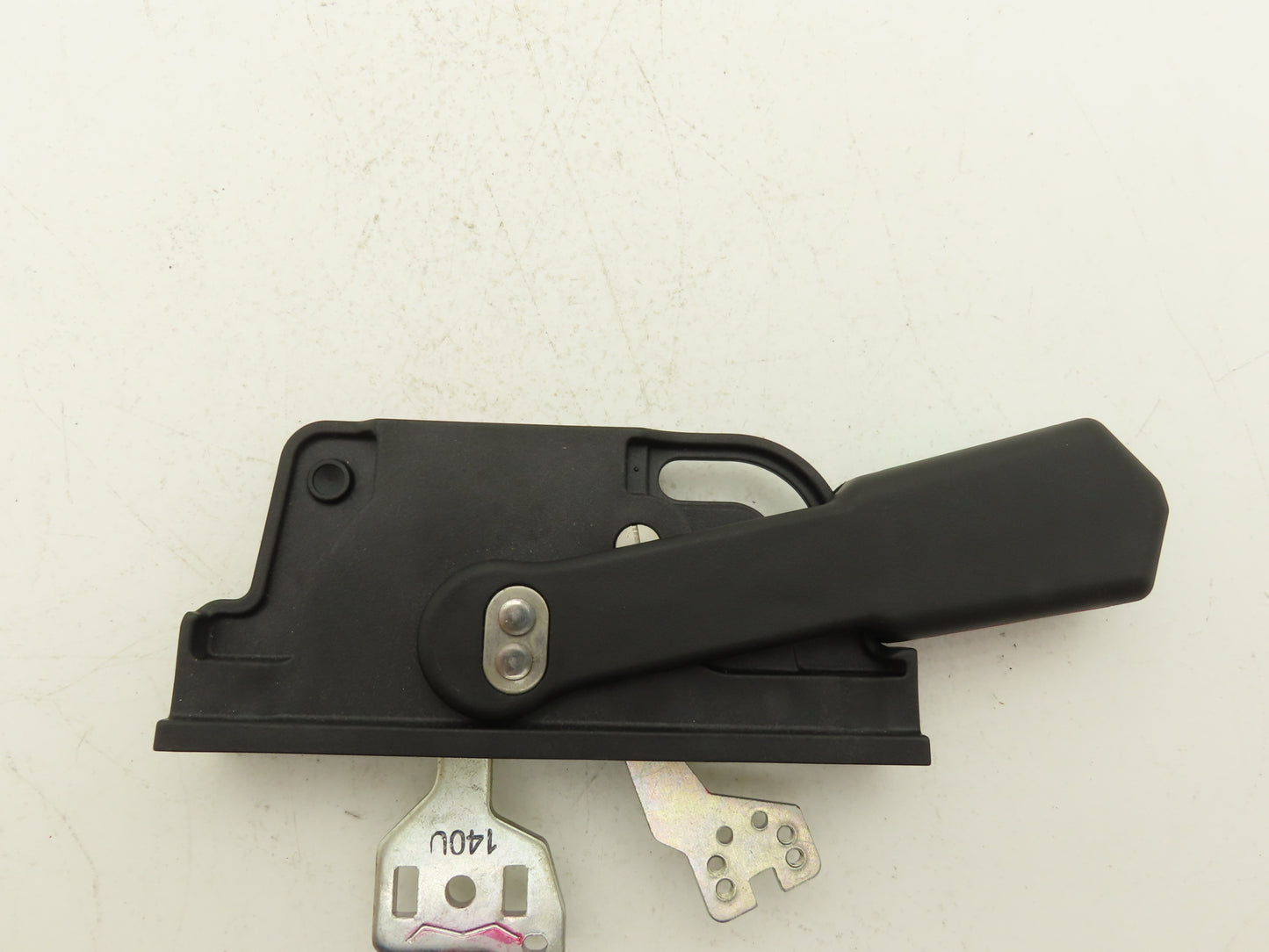 Allen Bradley PN-16014 J-Frame Circuit Breaker Disconnect Switch Handle Kit