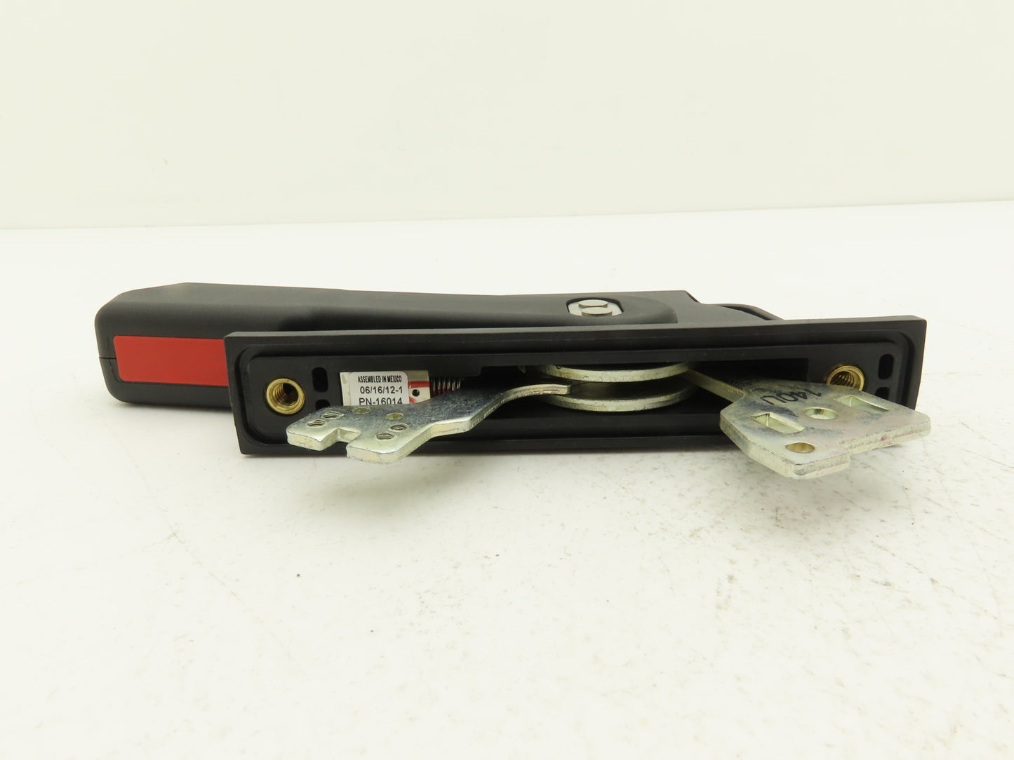 Allen Bradley PN-16014 J-Frame Circuit Breaker Disconnect Switch Handle Kit