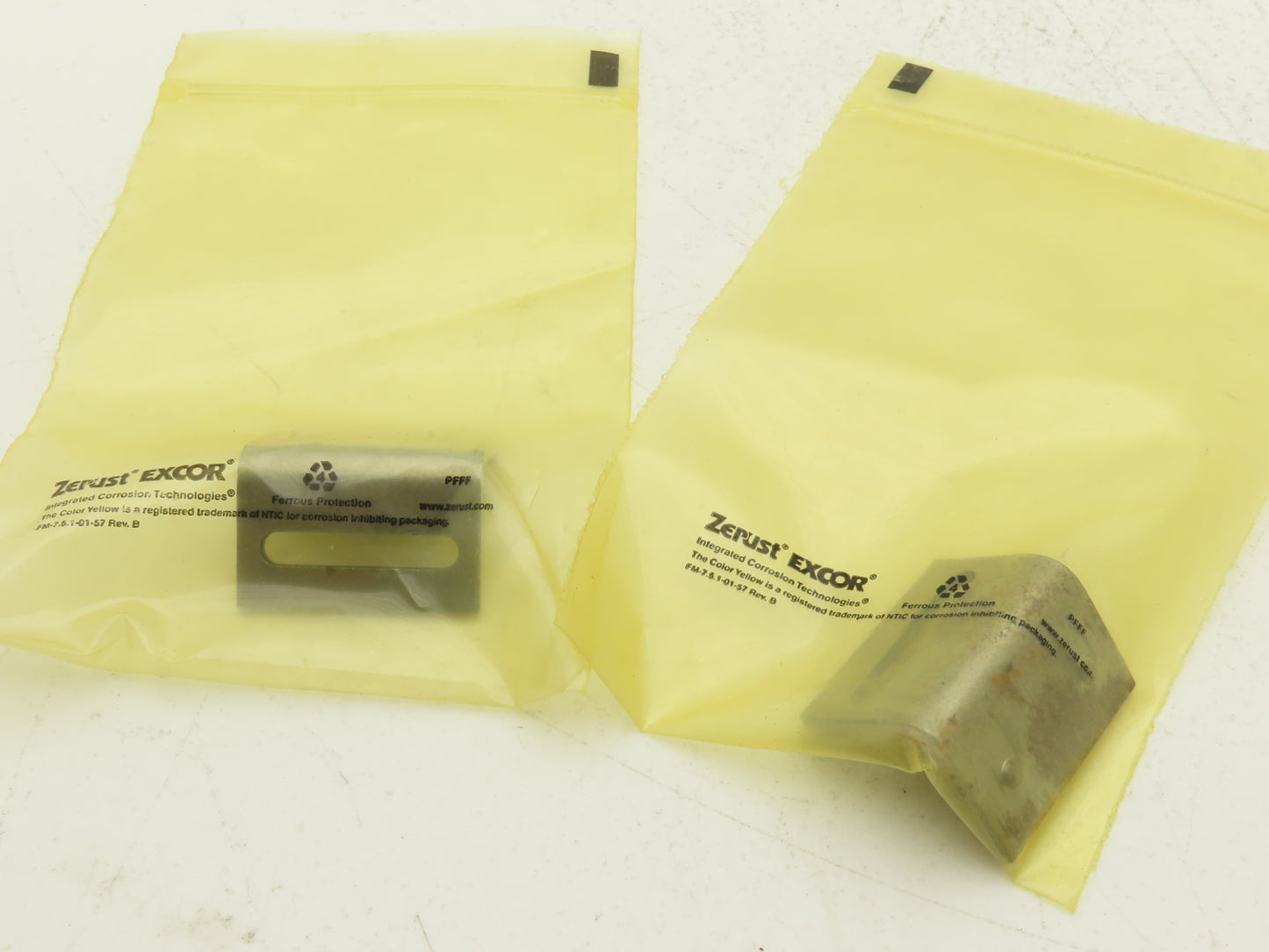 Allen Bradley PN-16014 J-Frame Circuit Breaker Disconnect Handle -Incomplete Kit