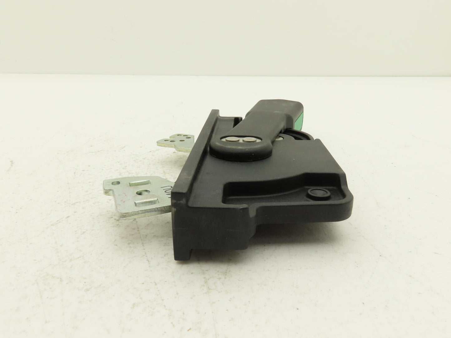 Allen Bradley PN-16014 J-Frame Circuit Breaker Disconnect Handle -Incomplete Kit