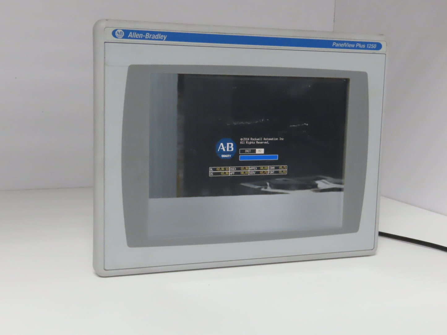 Allen Bradley 2711P-T12C4D8 PanelView Plus 1250 Touch Screen 12" HMI 100-240V
