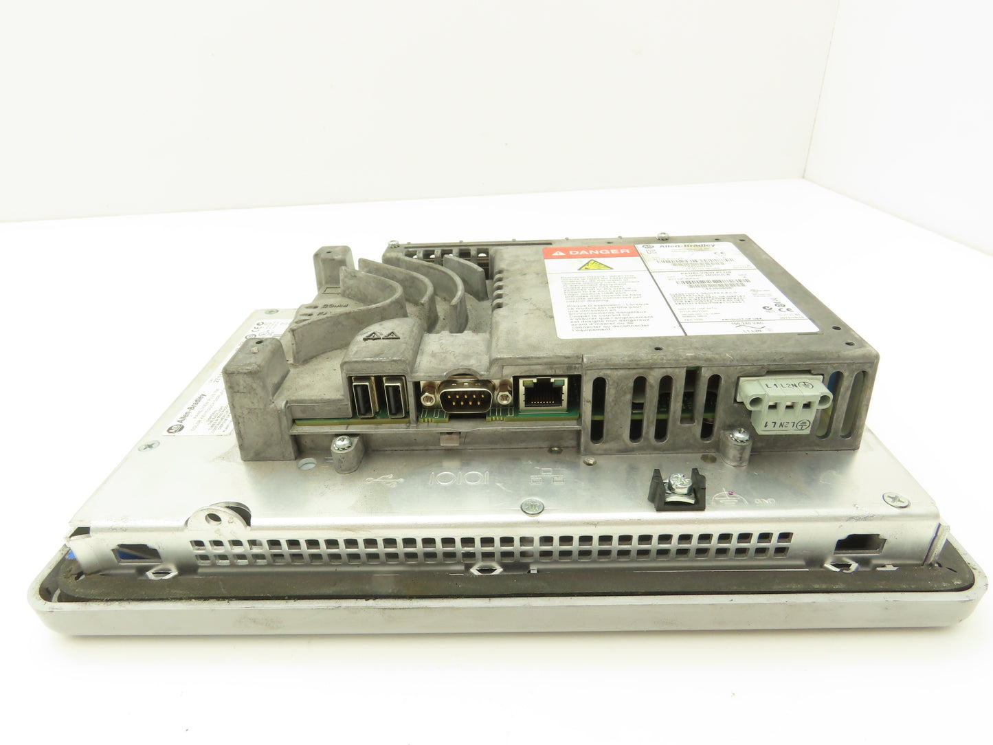 Allen Bradley 2711P-B7C4A8 PanelView Plus 700 Keypad/Touch W/Module 2711P-RDB7C