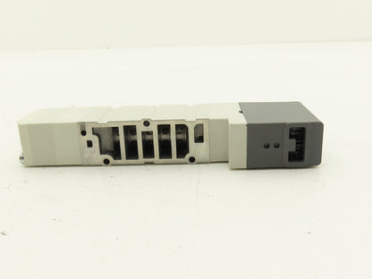 SMC VQ4500-51 Pneumatic Solenoid Valve 3-Pos 24VDC