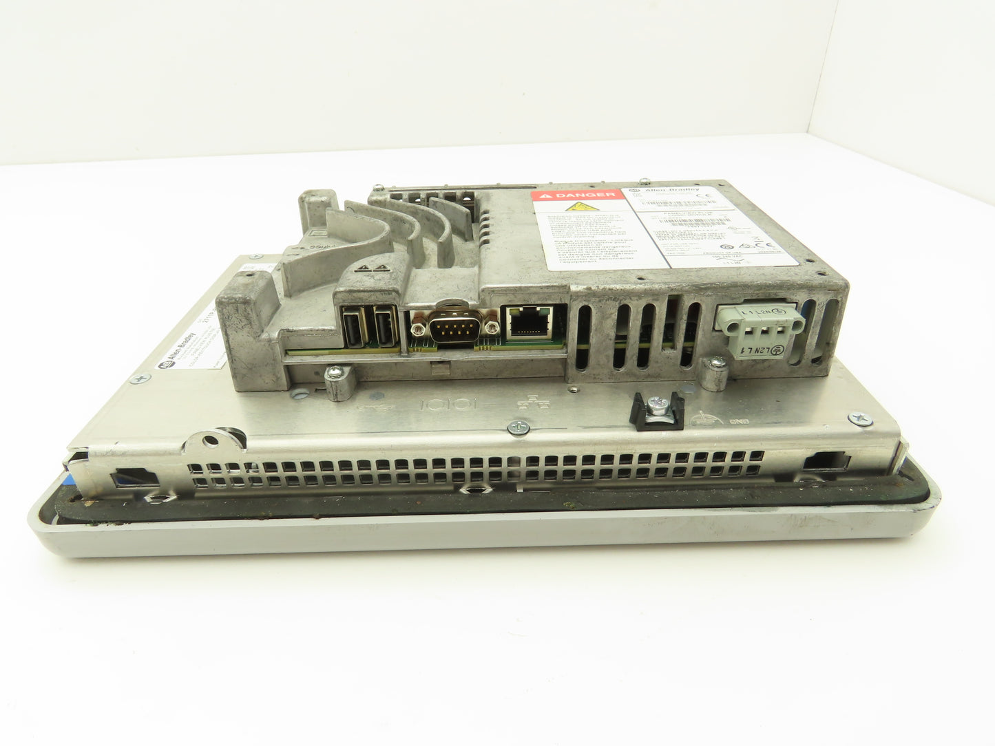 Allen Bradley 2711P-B7C4A8 PanelView Plus 700 Keypad/Touch W/Module 2711P-RDB7C