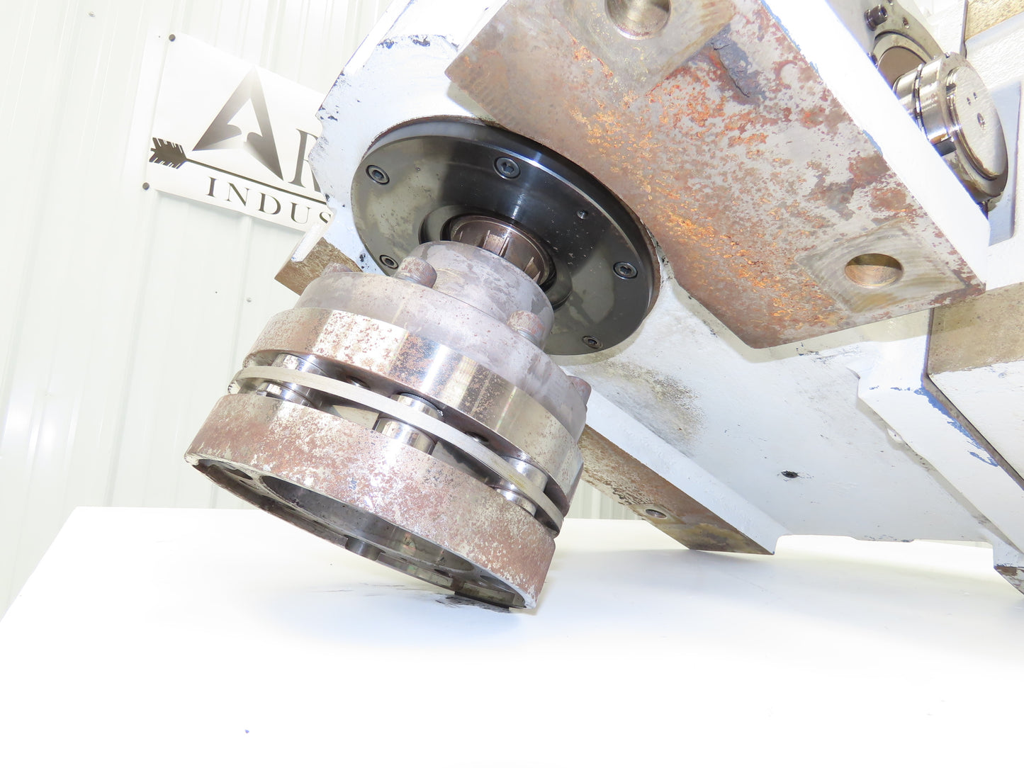 Mori Seiki SH630 Milling Machine Gearbox Top Mount 220V 3Ph 0.75kw Limit Switch