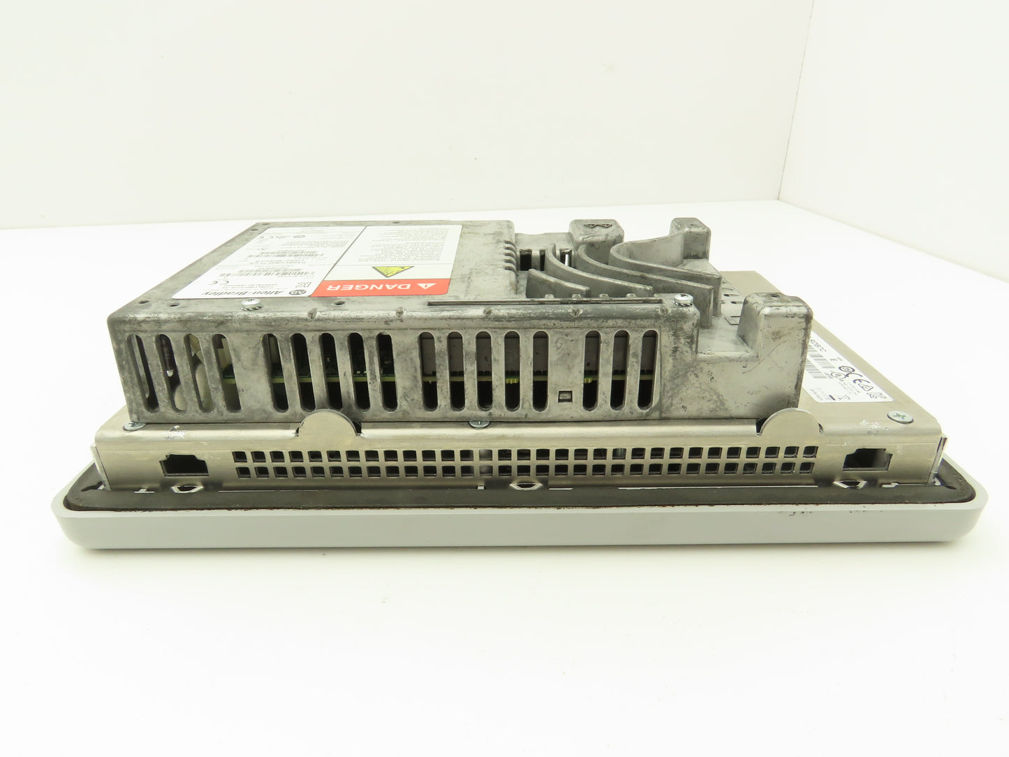 Allen Bradley 2711P-B7C4A8 PanelView Plus 700 Graphic Touch Terminal 2711P-RDB7C