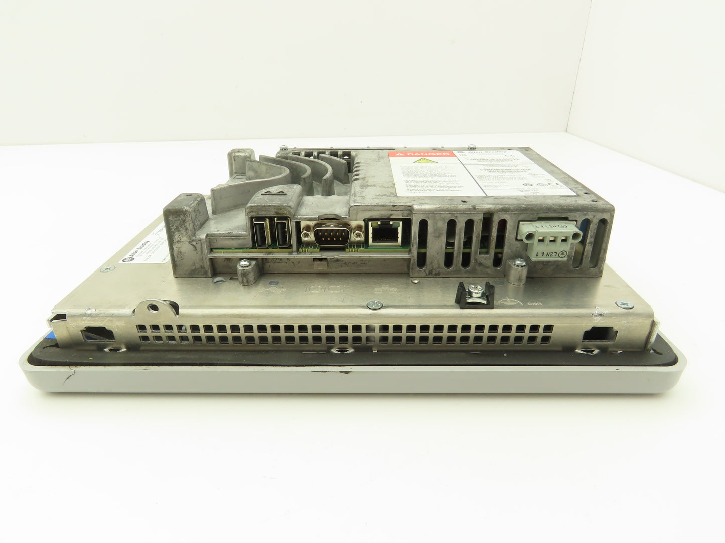 Allen Bradley 2711P-B7C4A8 PanelView Plus 700 Graphic Touch Terminal 2711P-RDB7C