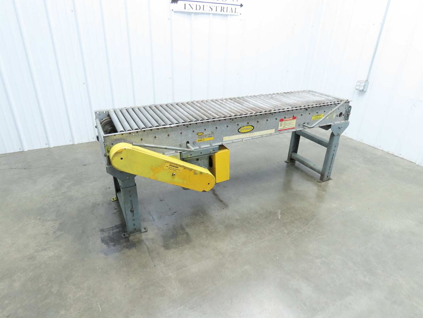 Hytrol 18"x 6' Accumulation Roller Conveyor 16"BF 1-3/8"Roller V-Belt Drive 3PH