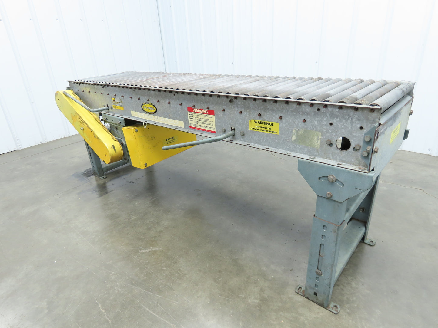 Hytrol 18"x 6' Accumulation Roller Conveyor 16"BF 1-3/8"Roller V-Belt Drive 3PH