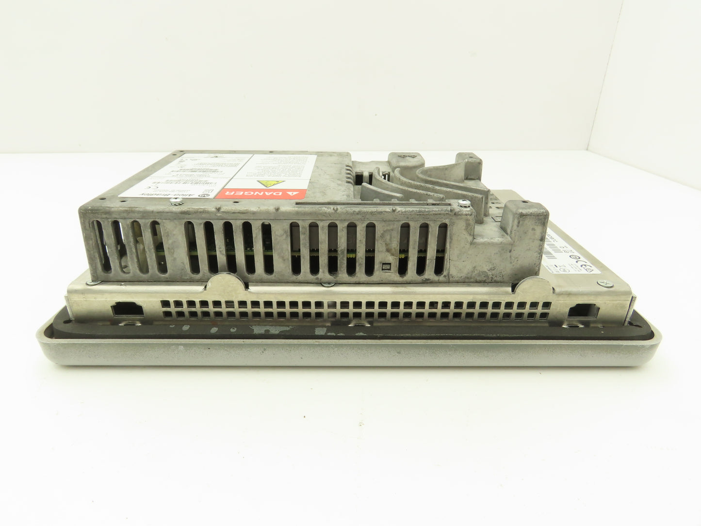 Allen Bradley 2711P-B7C4A8 PanelView Plus 700 Graphic Touch Terminal 2711P-RDB7C
