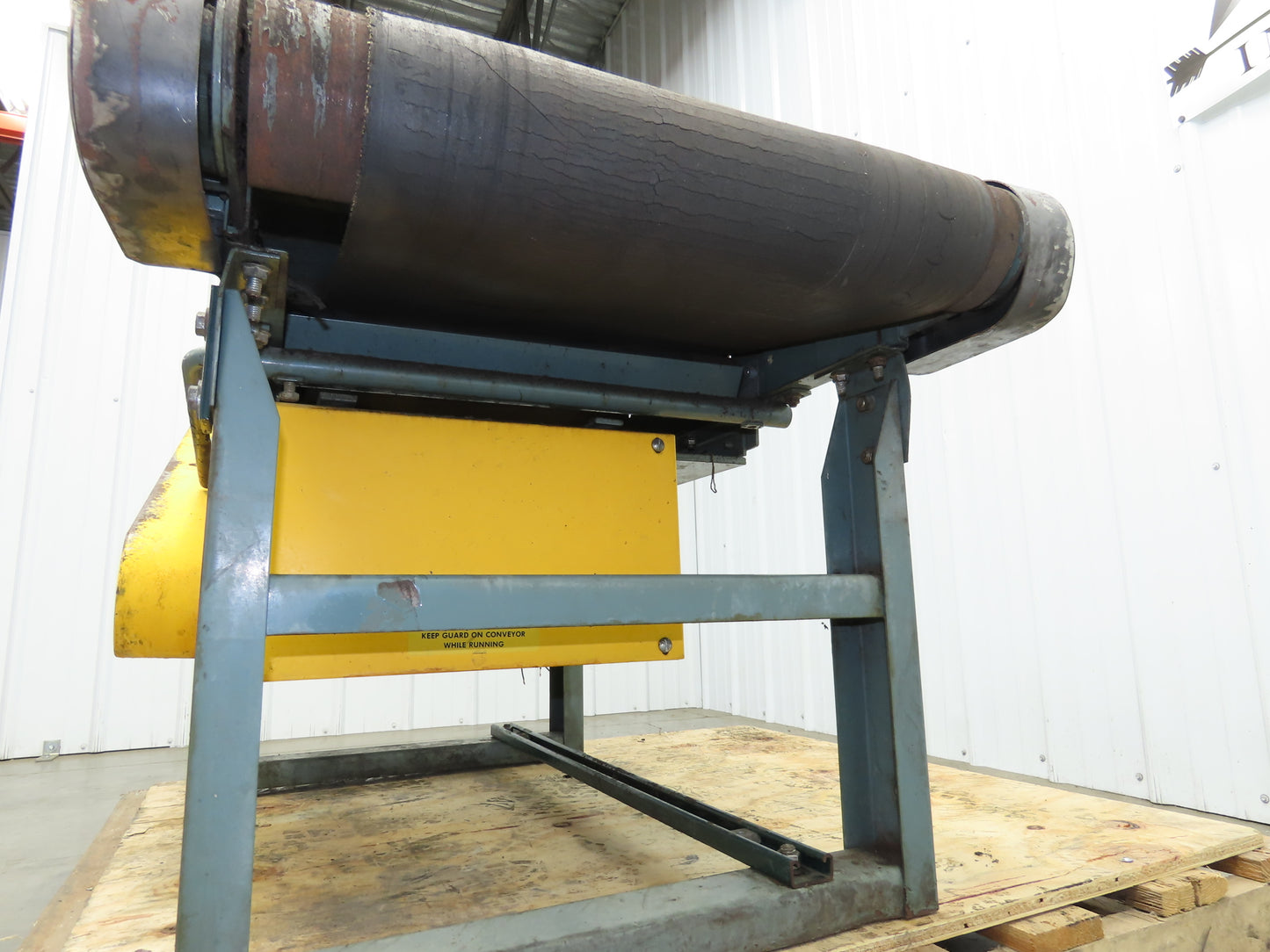 Hytrol 22"x 47" Slider Bed Conveyor 17"Belt 1/3Hp 3PH Belt/Chain Drive 65FPM