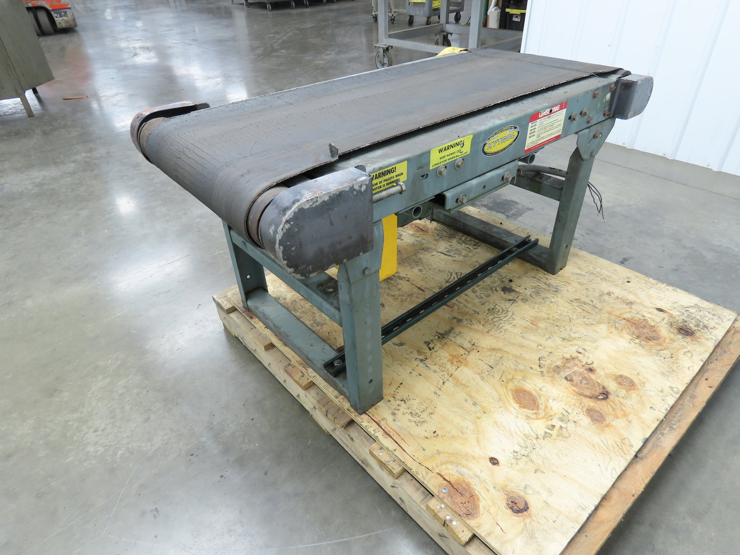 Hytrol 22"x 47" Slider Bed Conveyor 17"Belt 1/3Hp 3PH Belt/Chain Drive 65FPM