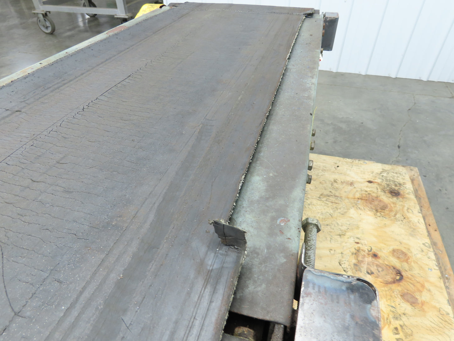 Hytrol 22"x 47" Slider Bed Conveyor 17"Belt 1/3Hp 3PH Belt/Chain Drive 65FPM