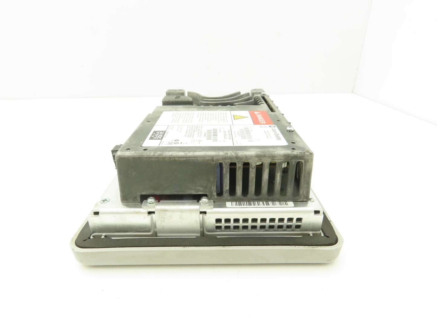 Allen Bradley 2711P-T7C4D8 PanelView Plus 700 Touch Panel Terminal Interface 24V