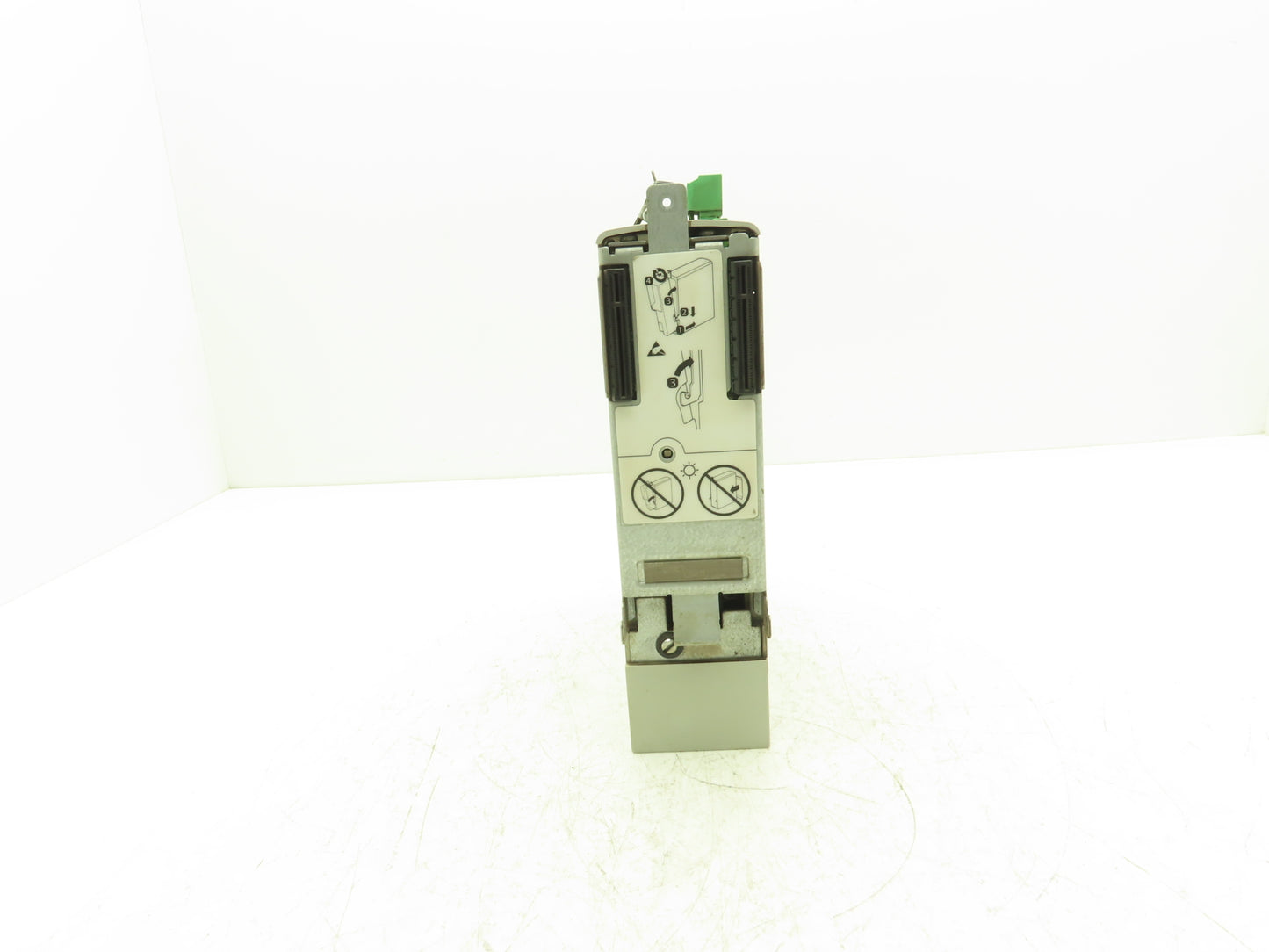 Allen Bradley 2094-BM01-M 9A Axis Power Module VFD 480V 3Ph 0-590Hz 21.6A Ser A