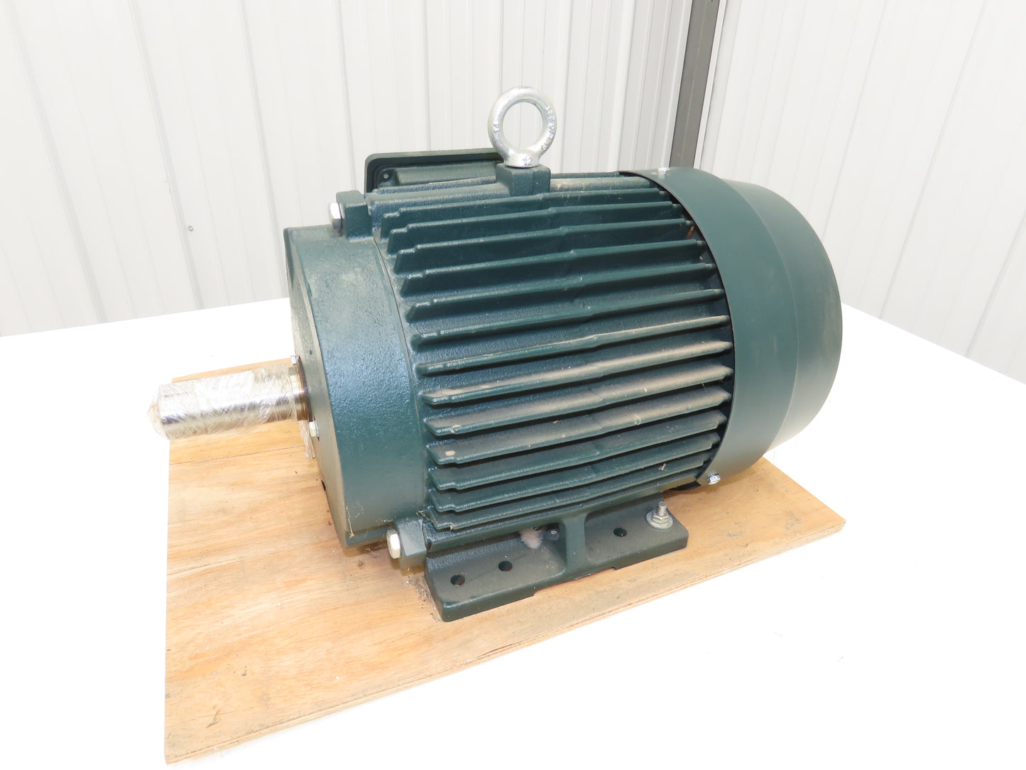 Toshiba 0056SDSR41A-P EQP Global SD AC Motor 5Hp 1160rpm 230/460V 3PH 215T