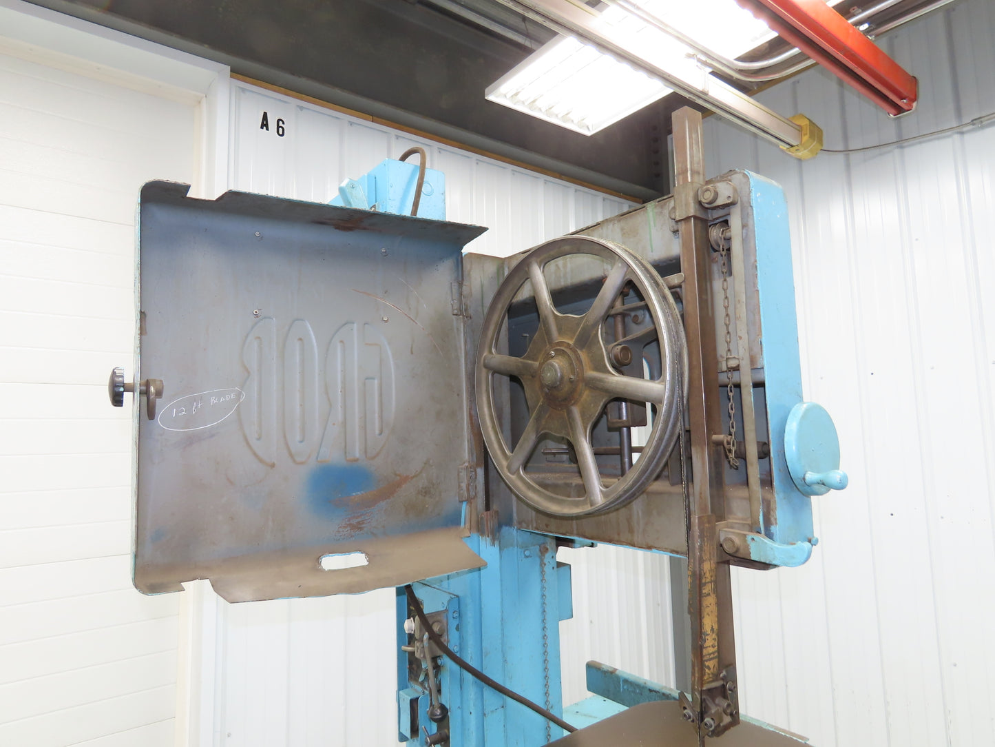 Grob Brothers NS18 Vertical Bandsaw 18" Throat 1Hp 230/460V 3Ph Metal Wood