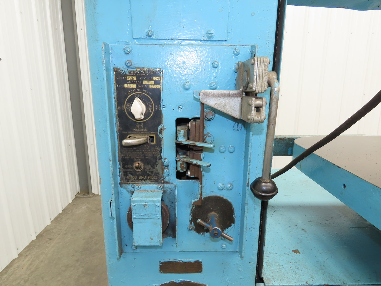 Grob Brothers NS18 Vertical Bandsaw 18" Throat 1Hp 230/460V 3Ph Metal Wood