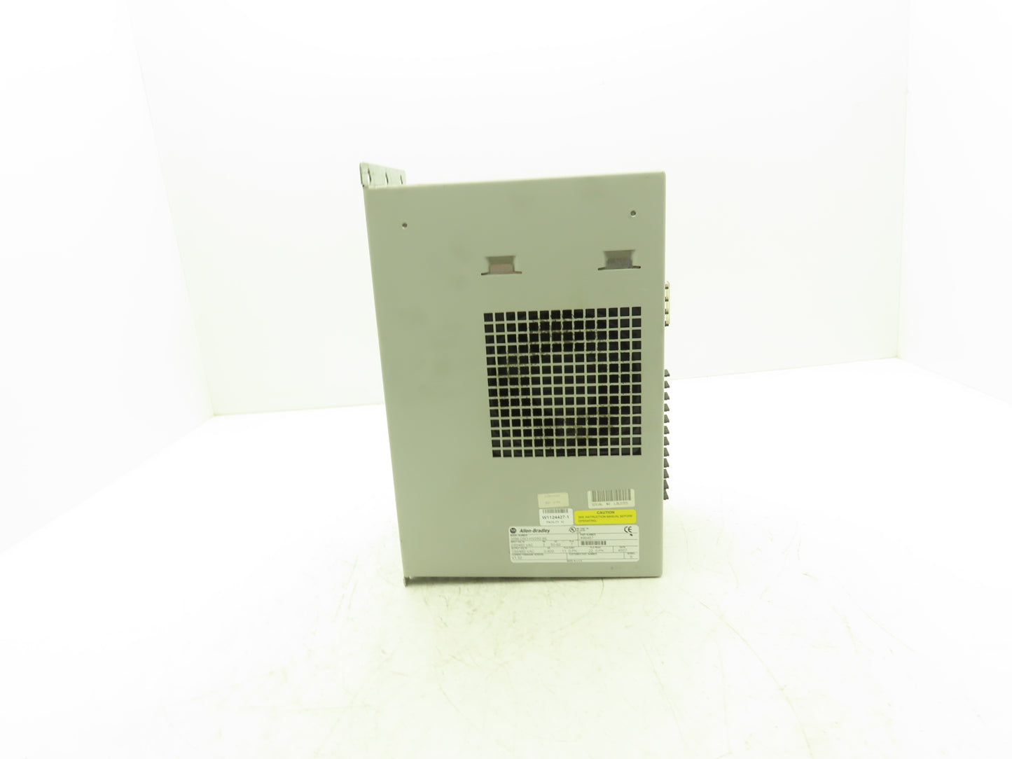 Allen Bradley 2098-DSD-HV050-SE Ultra3000 Servo Drive Module 460V 3Ph Ser B