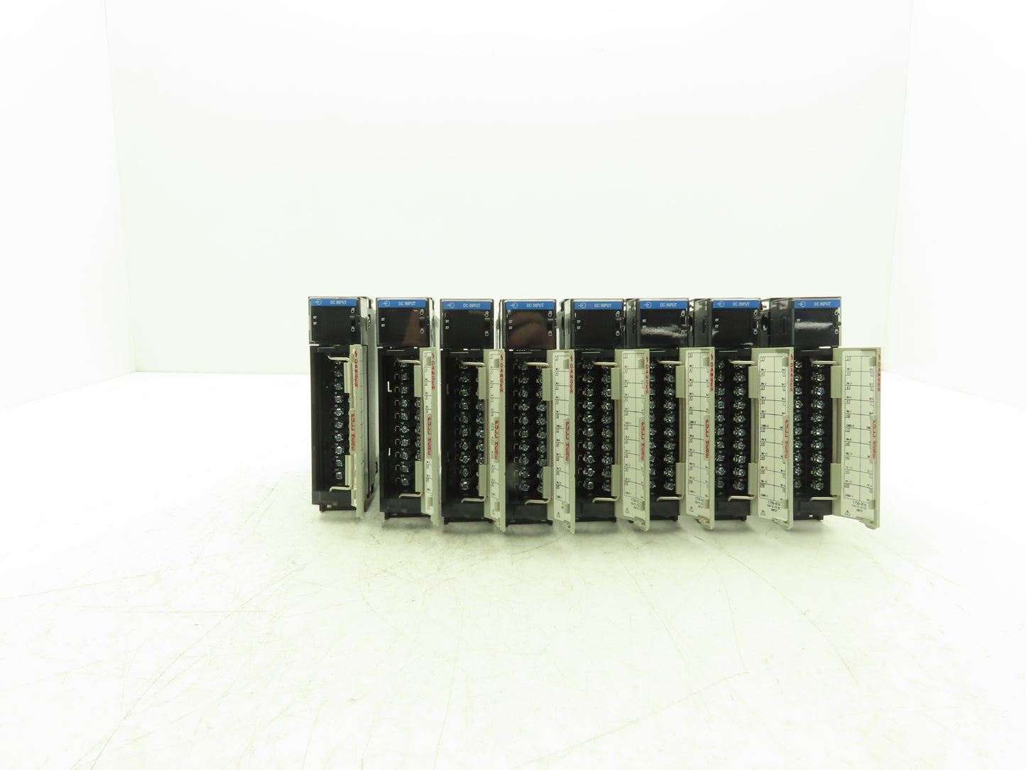 Allen Bradley 1756-IB16 A ControlLogix 16 Point DC Input Ser A FW 3.004 Lot of 8