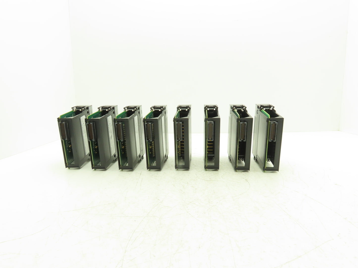 Allen Bradley 1756-IB16 A ControlLogix 16 Point DC Input Ser A FW 3.004 Lot of 8