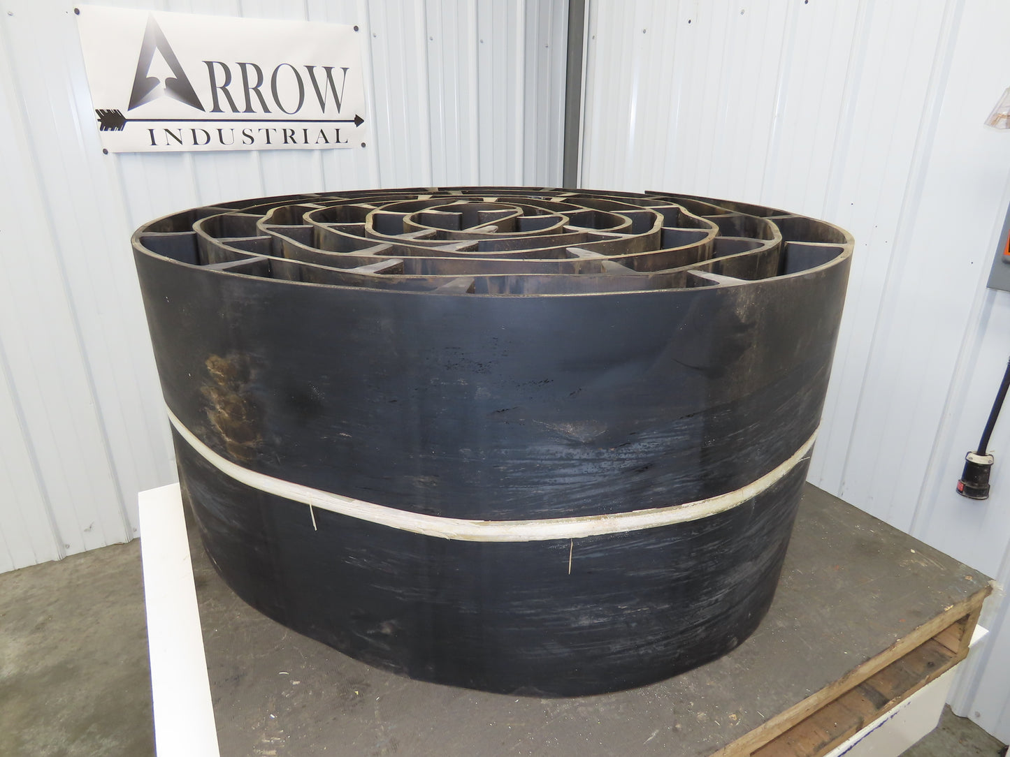 20"W x 43' Cleated Rubber Incline Conveyor Belt 3-Ply Black Heavy Duty Elevator