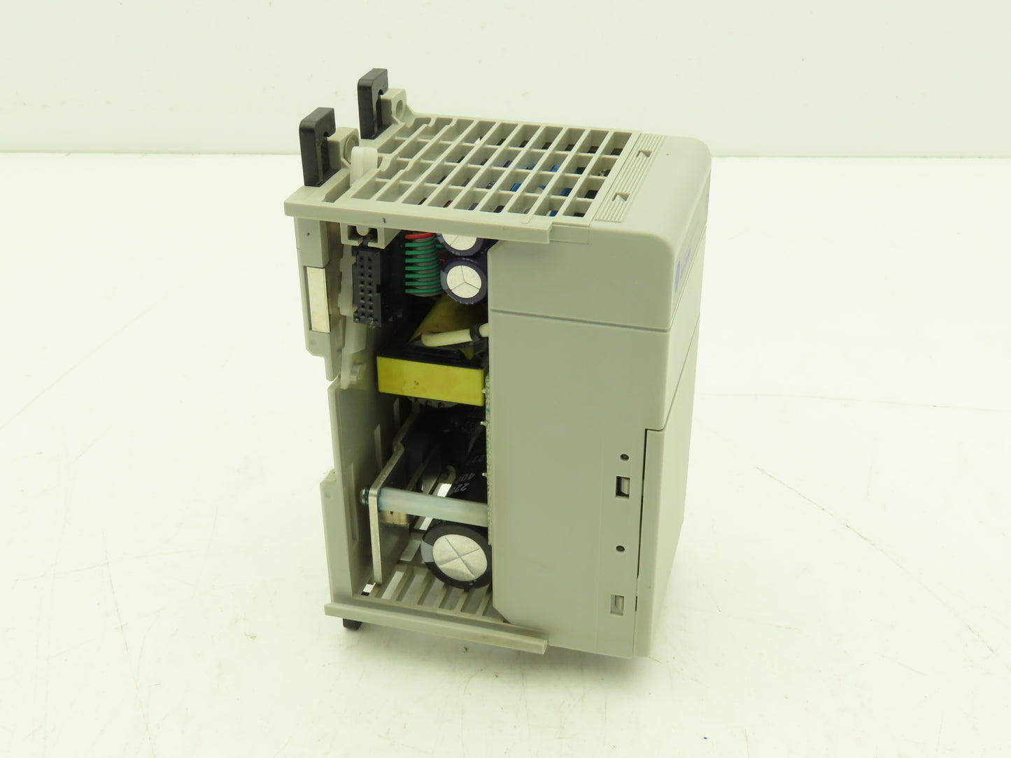 Allen Bradley 1769-PA2 Compact I/O Power Supply Series A