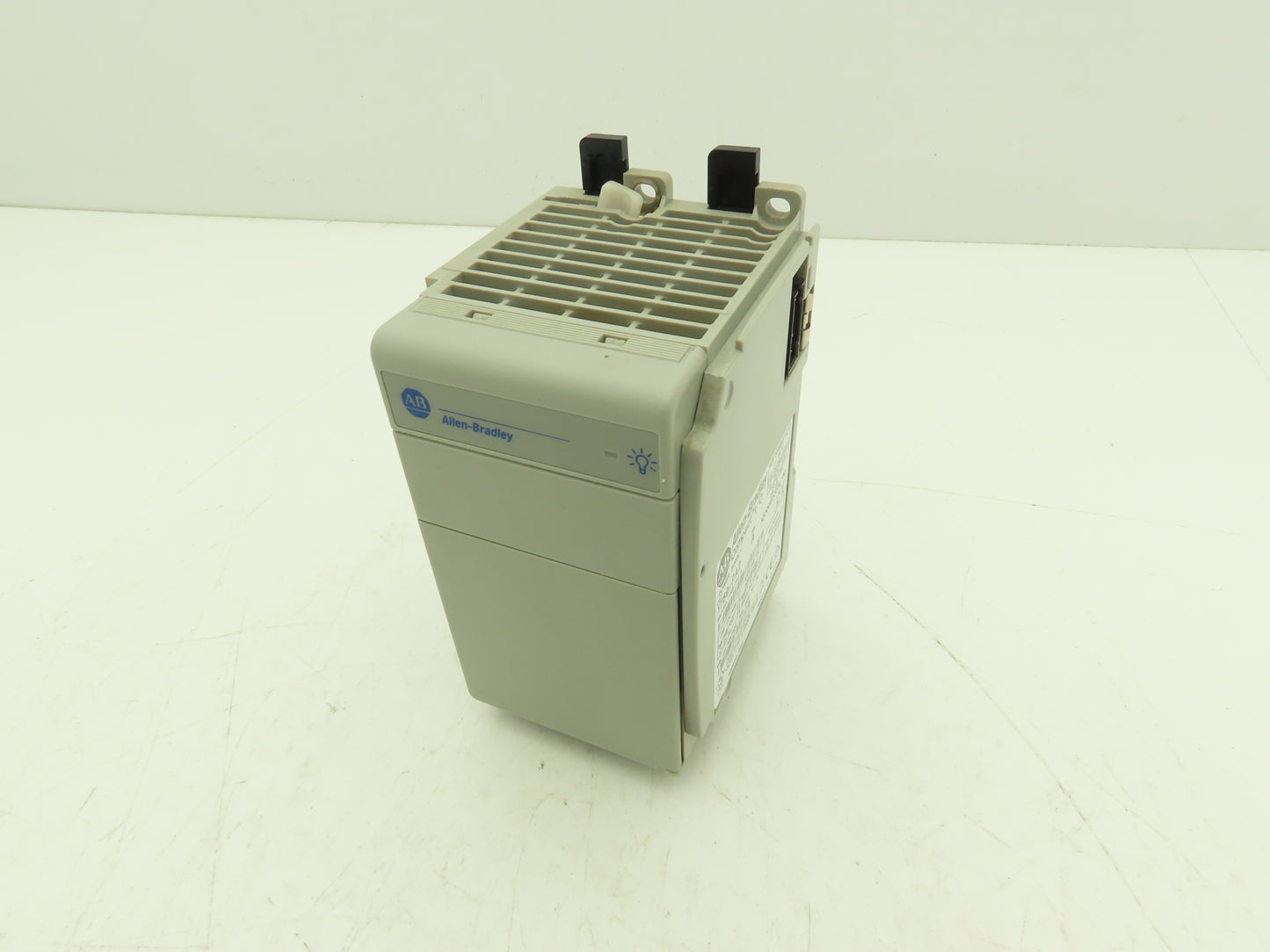 Allen Bradley 1769-PA2 Compact I/O Power Supply Series A