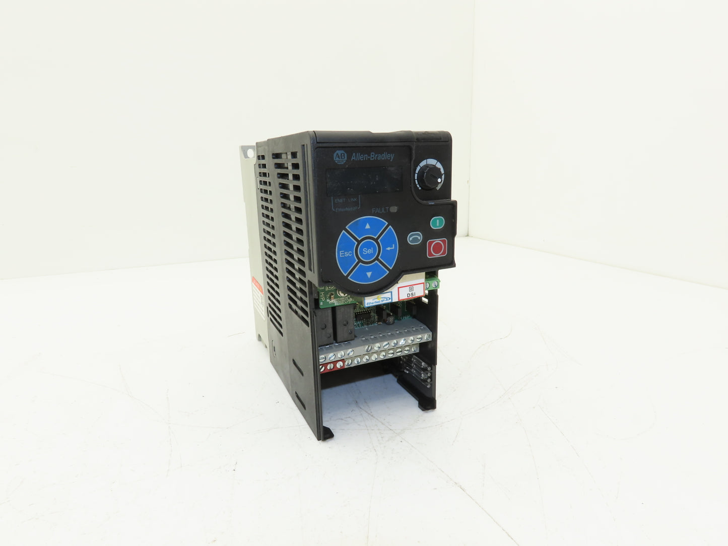 Allen Bradley 25B-D2P3N104 PowerFlex 525 VFD AC Drive 1Hp 480V 3Ph FRN 4.001