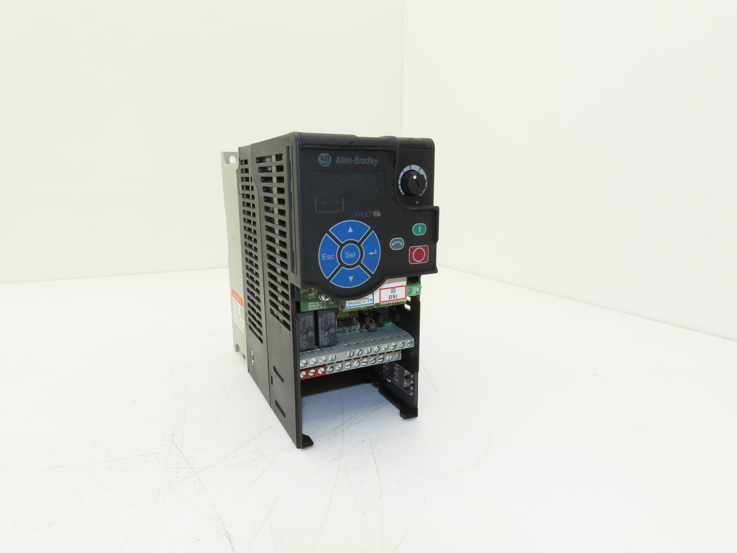 Allen Bradley 25B-D2P3N104 PowerFlex 525 VFD AC Drive 1Hp 480V 3Ph FRN 5.001