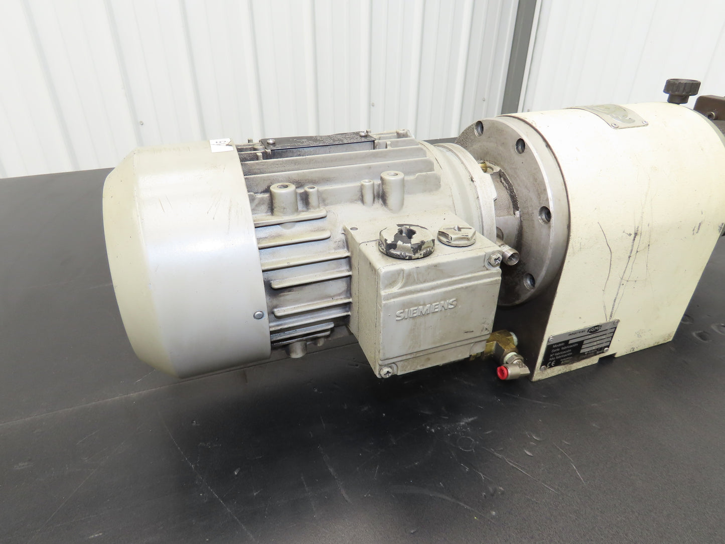 AGME RR-12UC Pneumatic Radial Riveter Head 12mm .63Kw 230/460V 3PH Motor