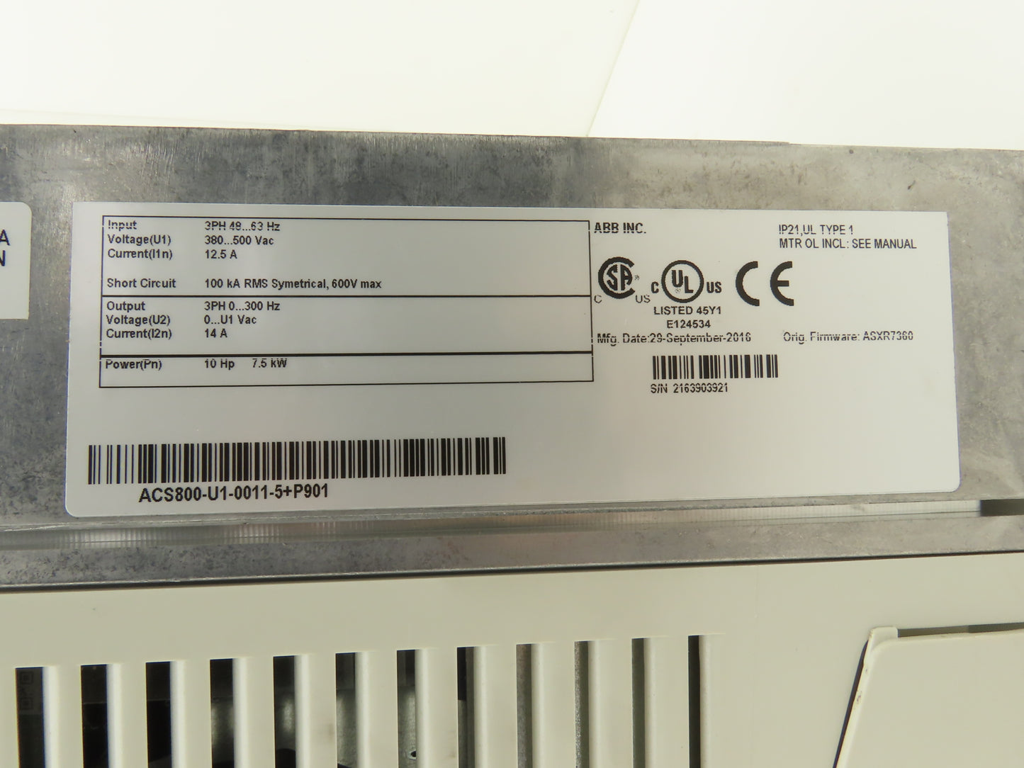 ABB ACS800-U1-0011-5+P901 Variable Speed AC Drive VFD 7.5kw 10Hp 480V 3PH