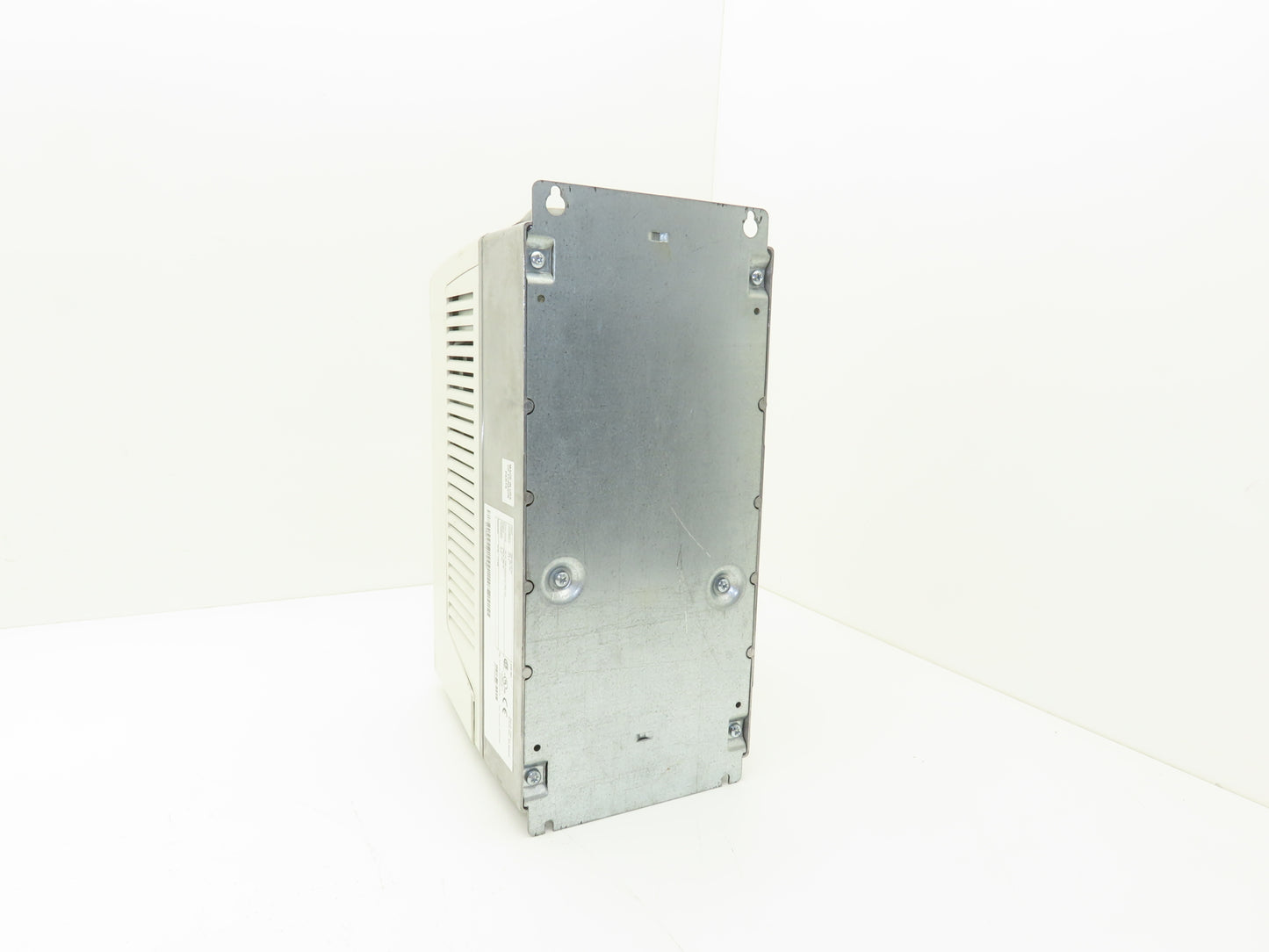 ABB ACS800-U1-0011-5+P901 Variable Speed AC Drive VFD 7.5kw 10Hp 480V 3PH