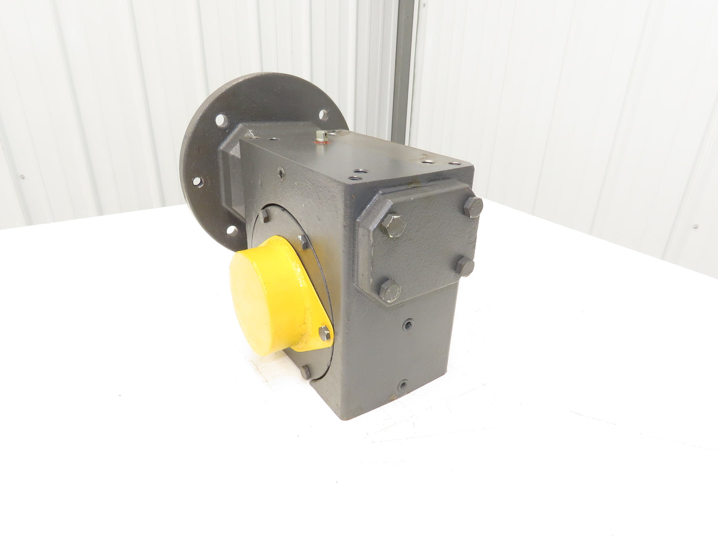 Hub City 32630-1LWR182TC1.438 Worm Gearbox 30:1 Reducer 58rpm 182TC Hollow Shaft