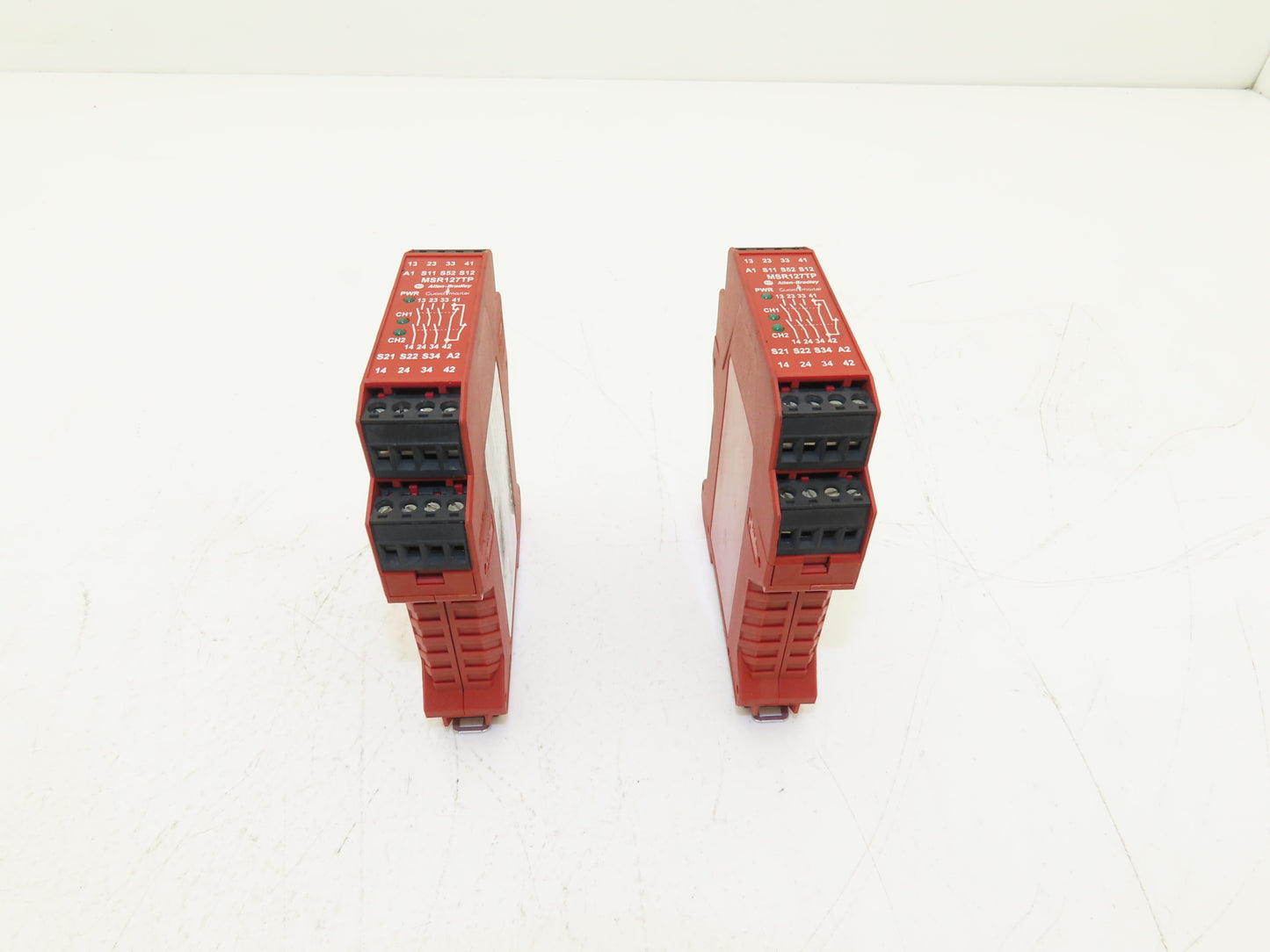 Allen Bradley MSR127TP 440R-N23132 Guardmaster Safety Relay Module 24V  Lot of 2
