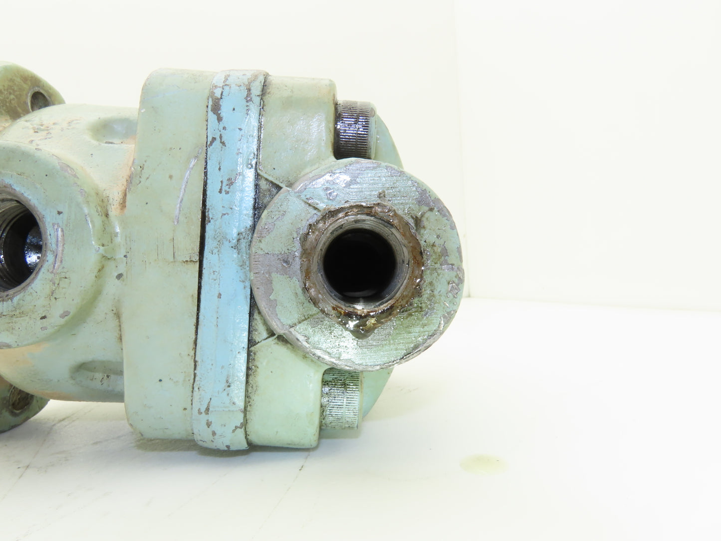 Denison TMB 005 21L2 Hydraulic Vane Pump 5gpm 2000psi 2-Bolt SAE-A 3/4" Shaft