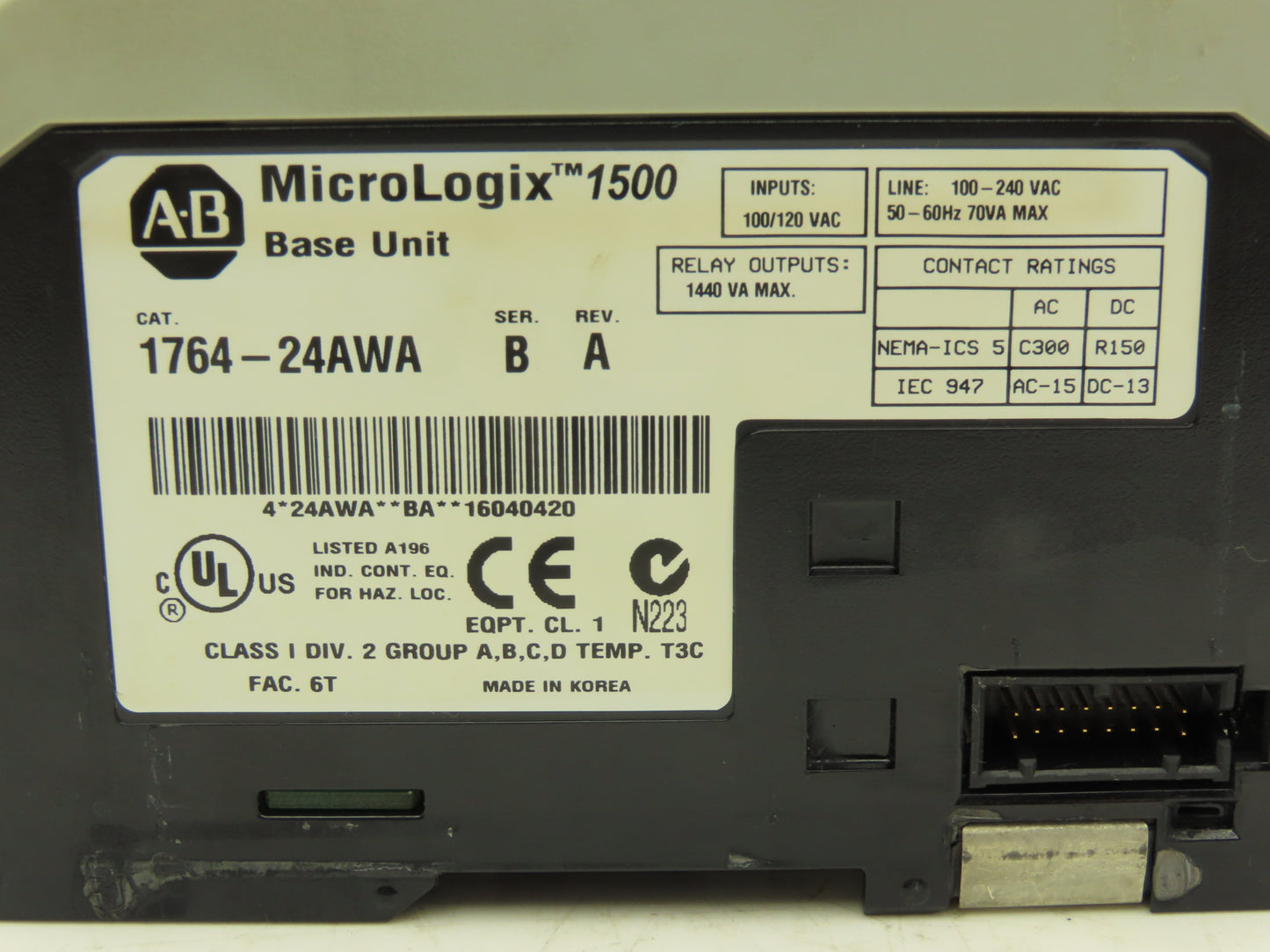 Allen Bradley 1764-24AWA MicroLogix 1500 Base Unit 24 Point Series B Rev A READ