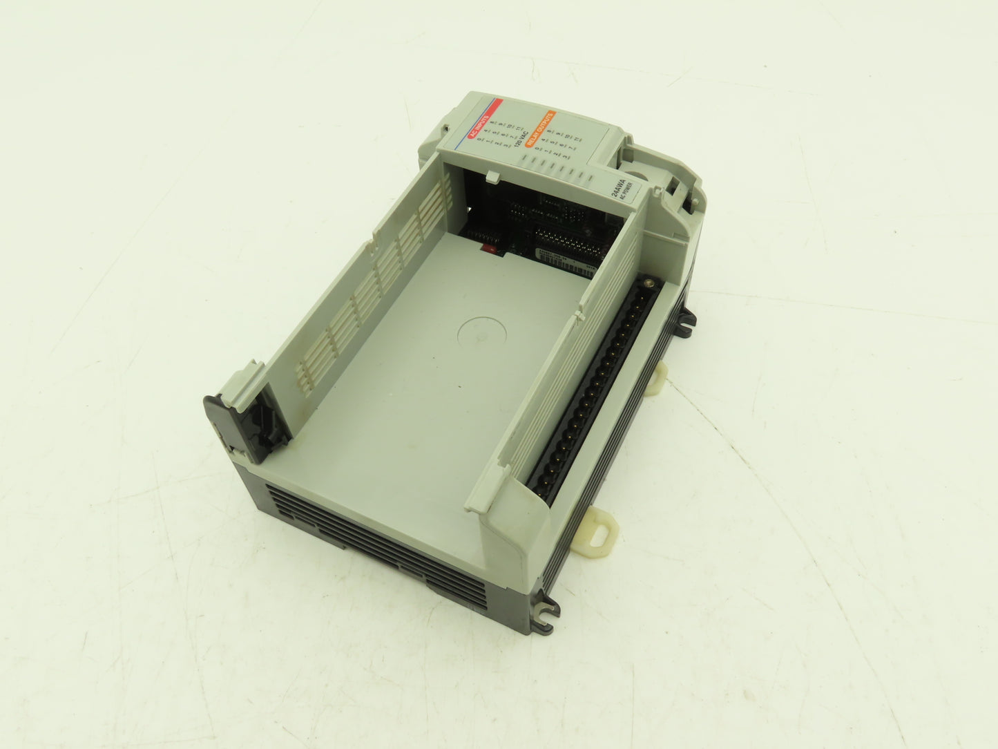 Allen Bradley 1764-24AWA MicroLogix 1500 Base Unit 24 Point Series B Rev A READ