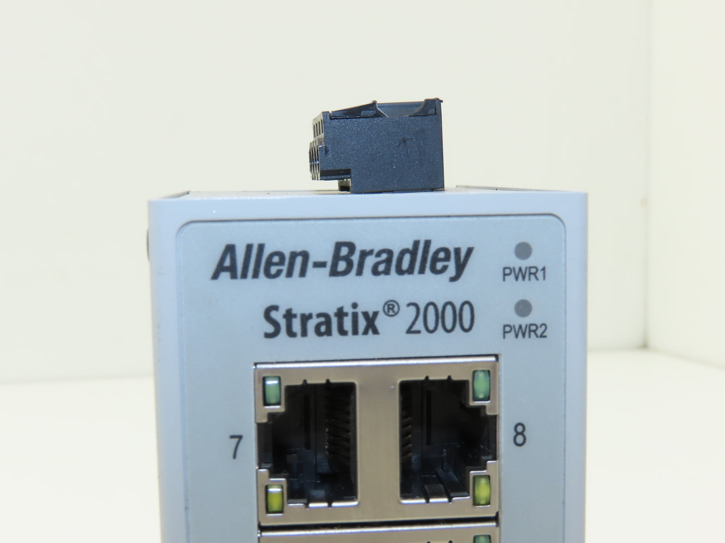 Allen Bradley 1783-US8T Stratix 2000 Ethernet Switch Unmanaged 8 Port Series B