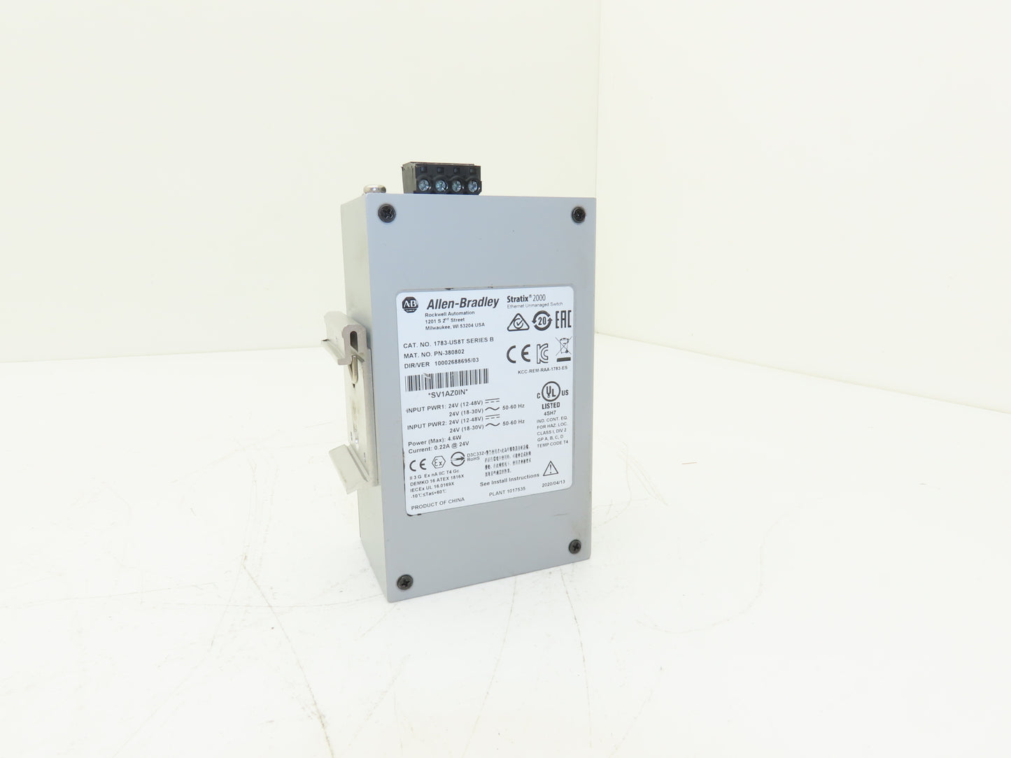 Allen Bradley 1783-US8T Stratix 2000 Ethernet Switch Unmanaged 8 Port Series B