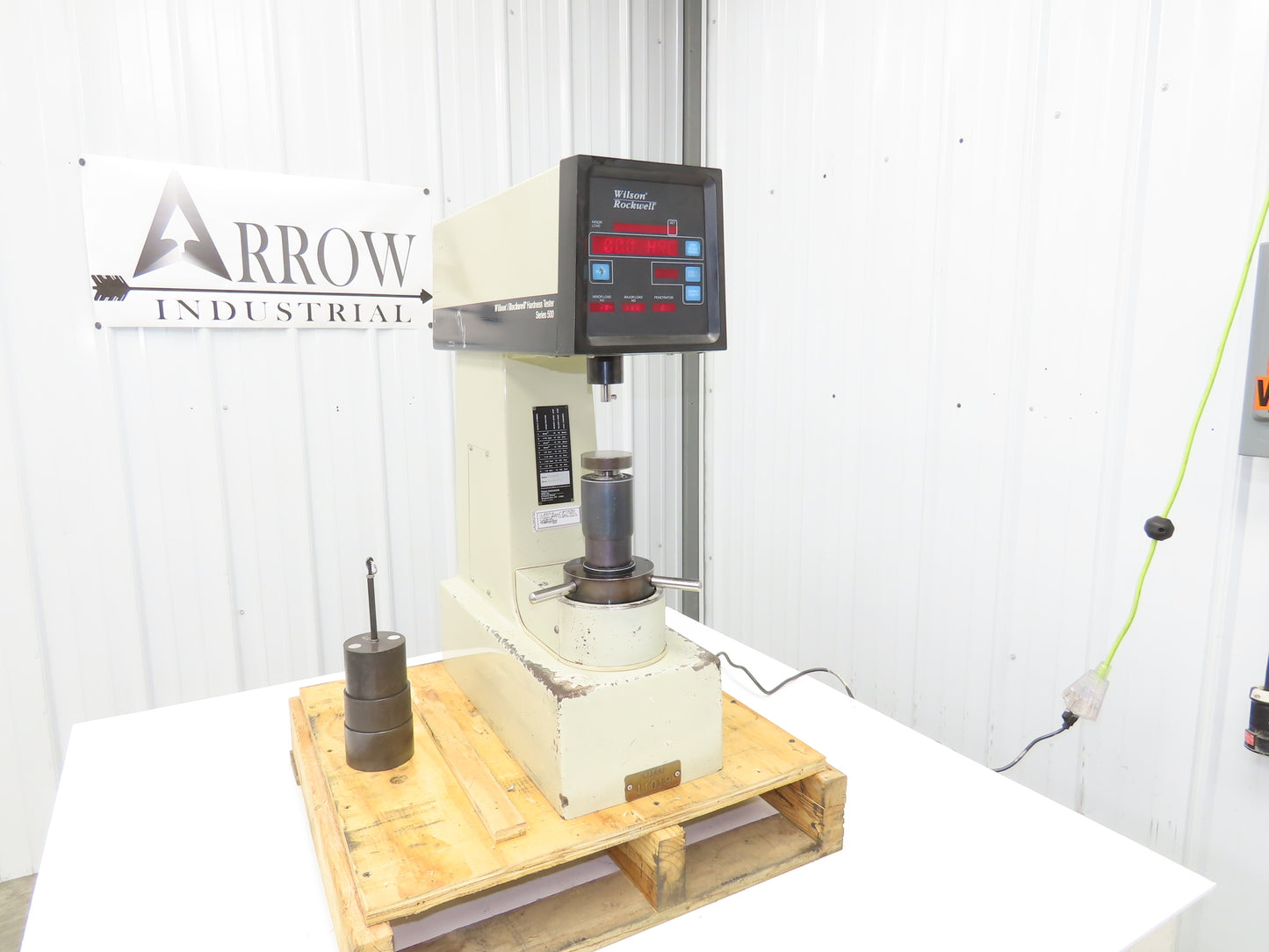 Wilson Rockwell B523-R Hardness Tester Digital 500 Series 120V
