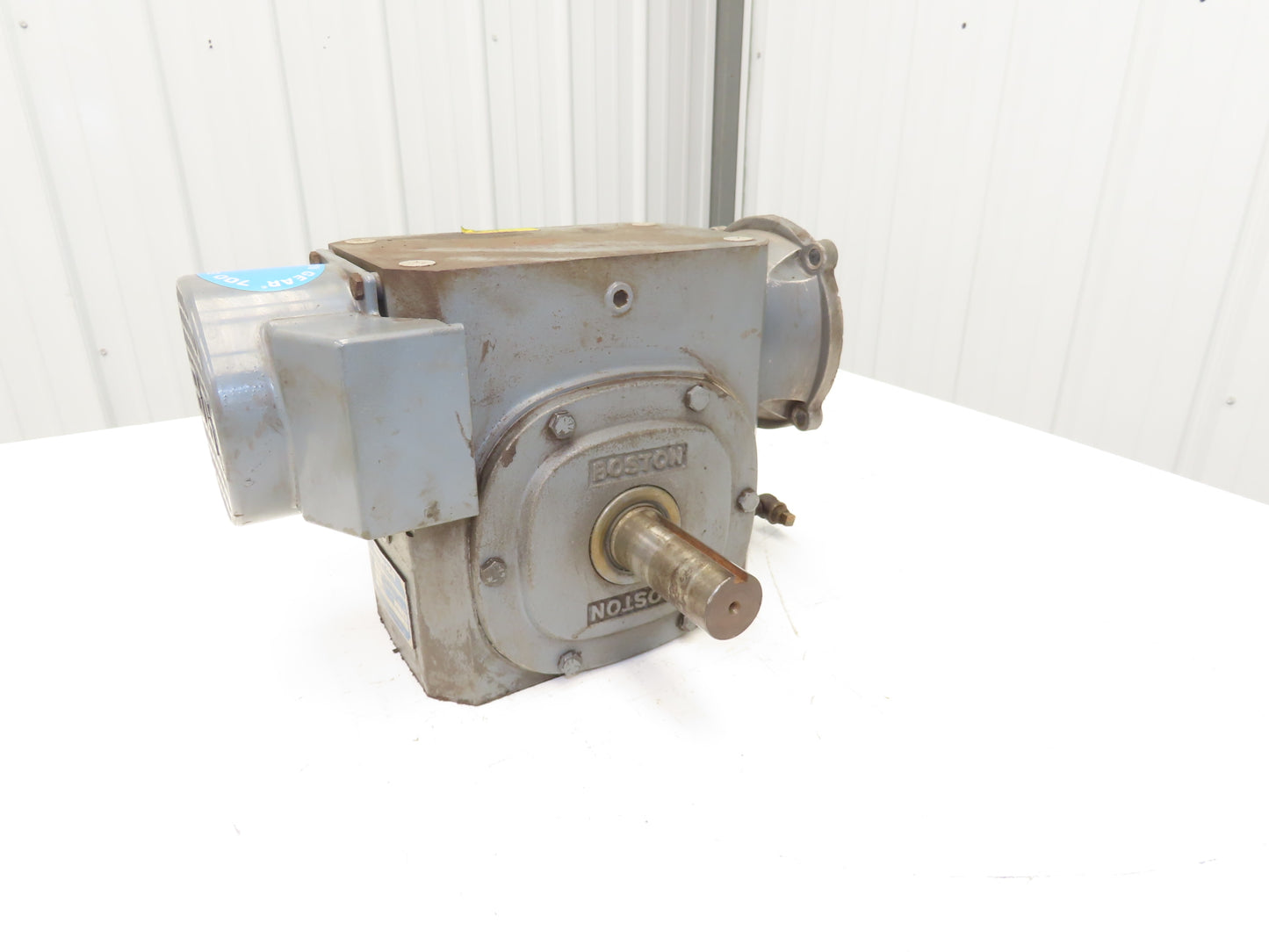 Boston Gear F732-20F-B7-H Worm Gearbox 20:1 Reducer 4.2Hp 88rpm 140TC Dual Shaft