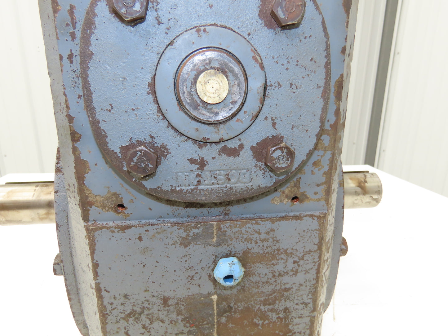 Boston Gear Worm Gearbox 150:1 Ratio Double Reducer 12rpm 182T Dual Shaft Output