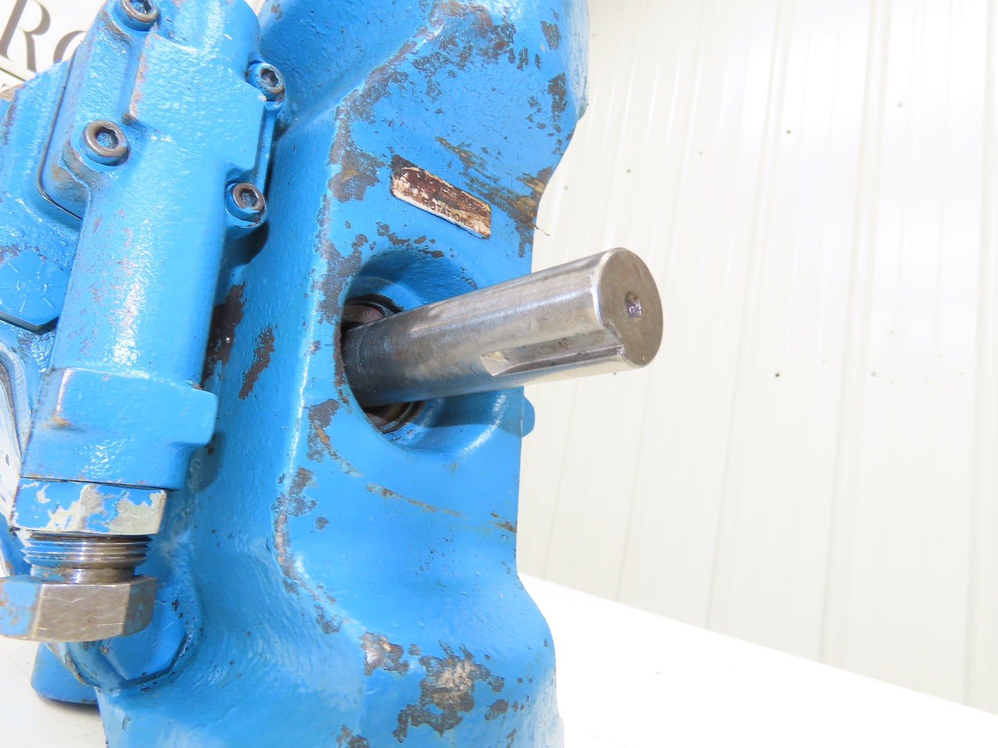 Vickers PVB29 RSFX 20 CM 11 Hydraulic Variable Piston Pump 29gpm 250-1500psi
