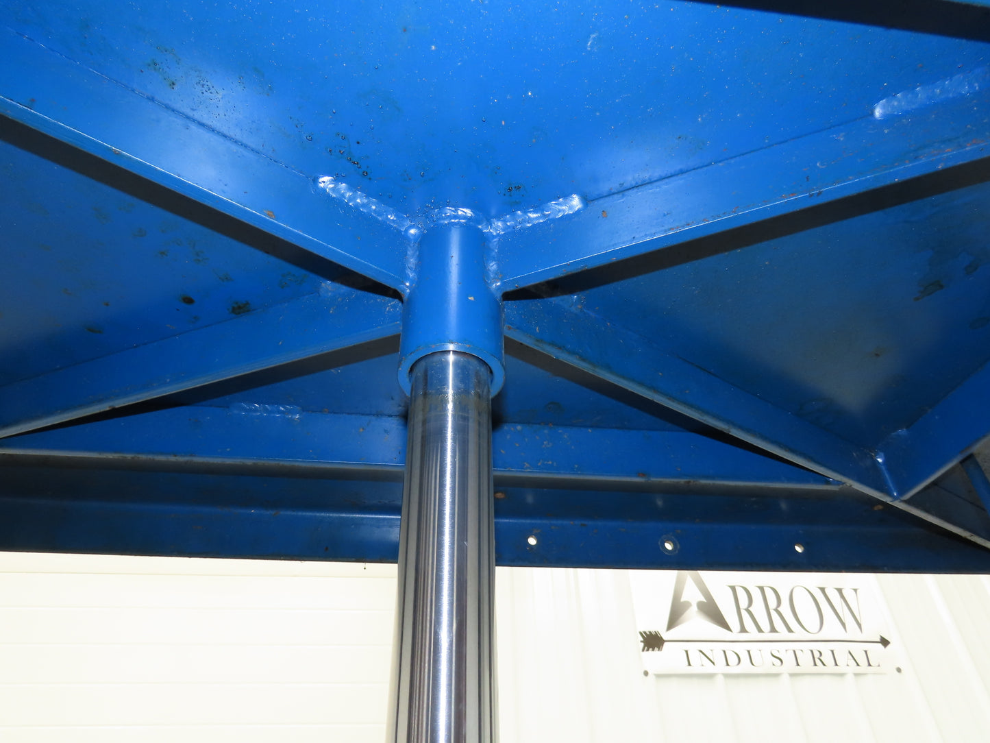 1000lbs Hydraulic Lift 4 Post Work Table Bench 71x31" Top 32-48" Lift 120V