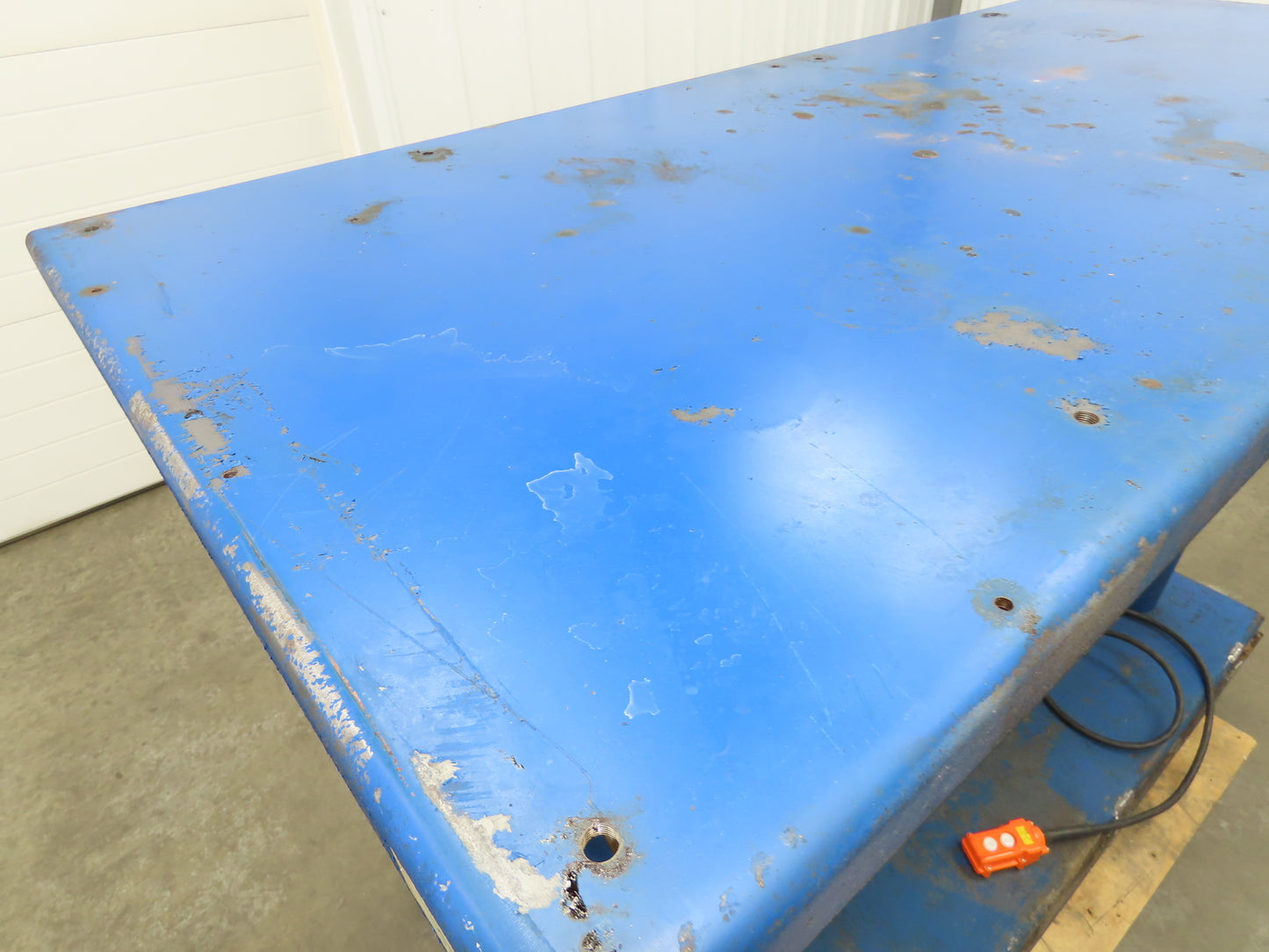 1000lbs Hydraulic Lift 4 Post Work Table Bench 71x31" Top 32-48" Lift 120V