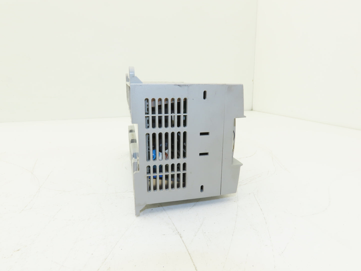 Allen Bradley 1766-L32AWA MicroLogix 1400 Controller Module 32 Point Ser B FW 16