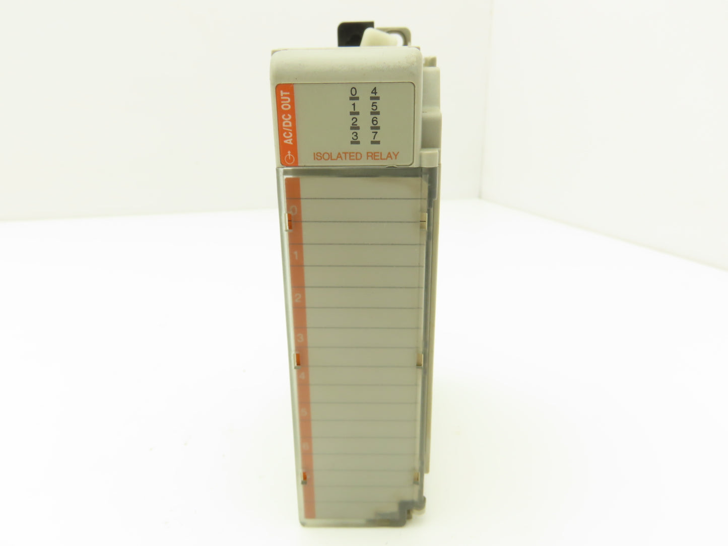 Allen Bradley 1769-OW8I Relay Output Module I/O Ser B Rev 3.1 Ver 95320768/04