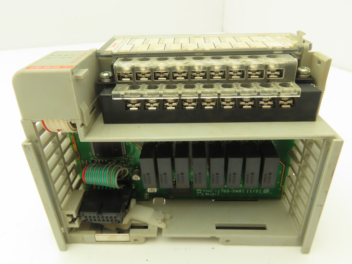 Allen Bradley 1769-OW8I Relay Output Module I/O Ser B Rev 3.1 Ver 95320768/04