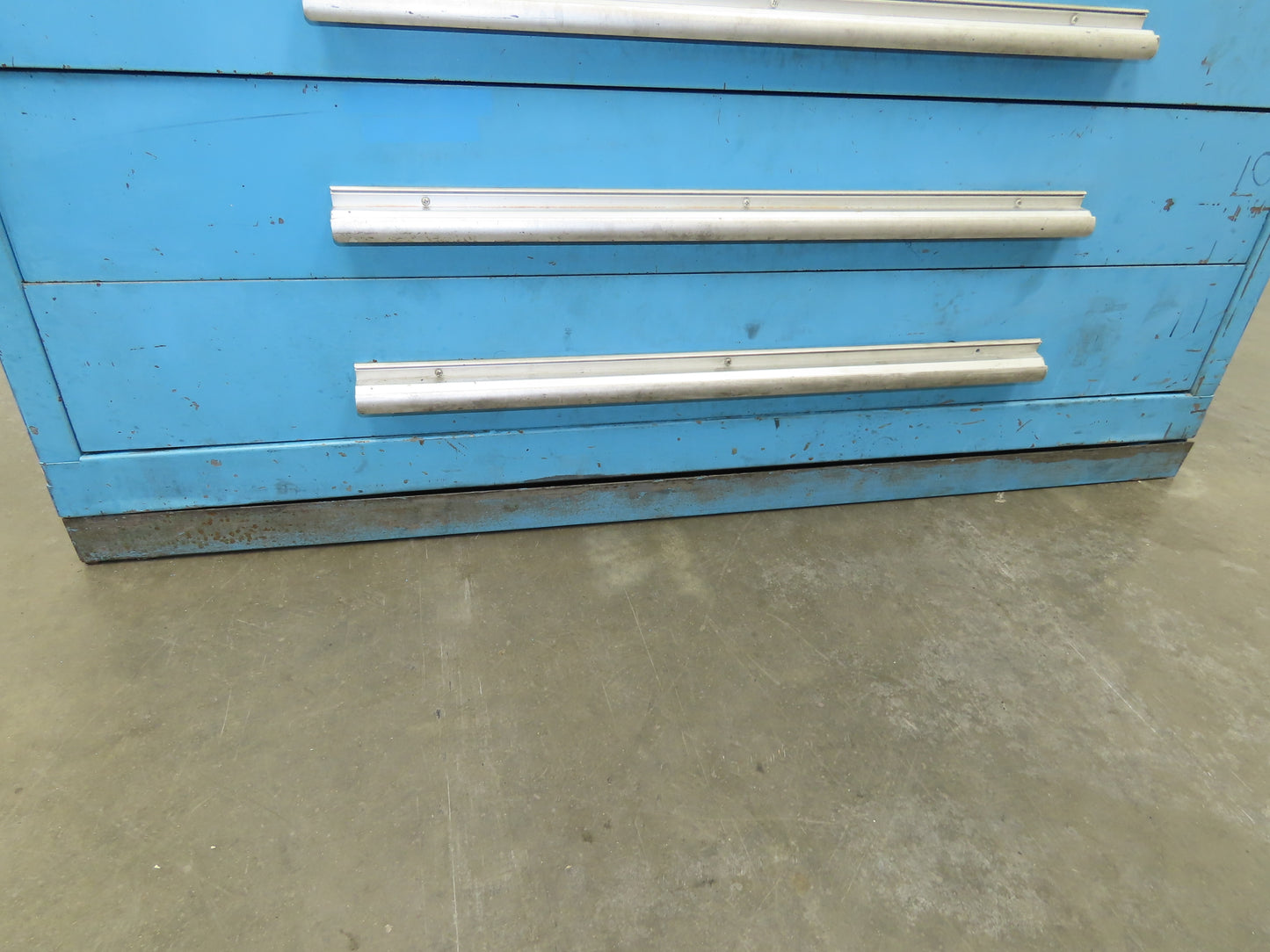 Nu-Era Modular Tool Storage Cabinet 11 Drawer 45x28x61" Stanley Vidmar